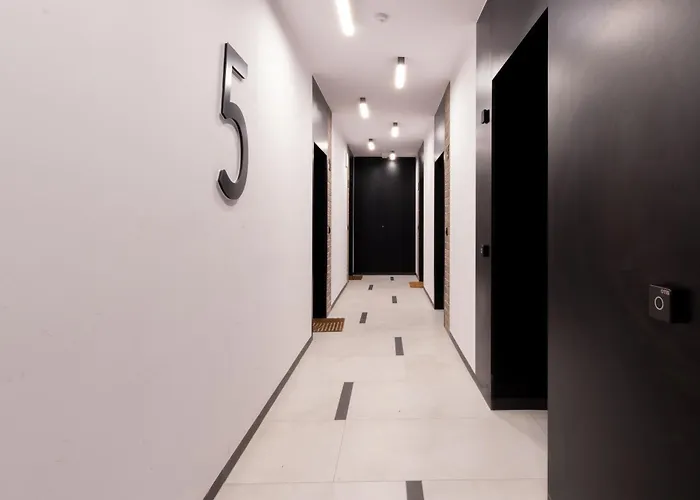 Superapart Domaniewska 53